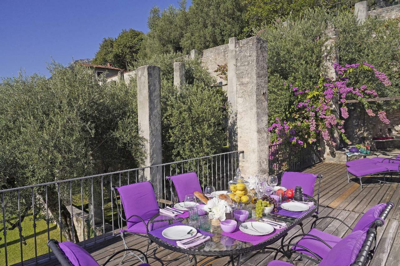 Villa Rachele: Stunning Luxury Villa In Centre Gargnano With Private Pool And Breathtaking Views エクステリア 写真