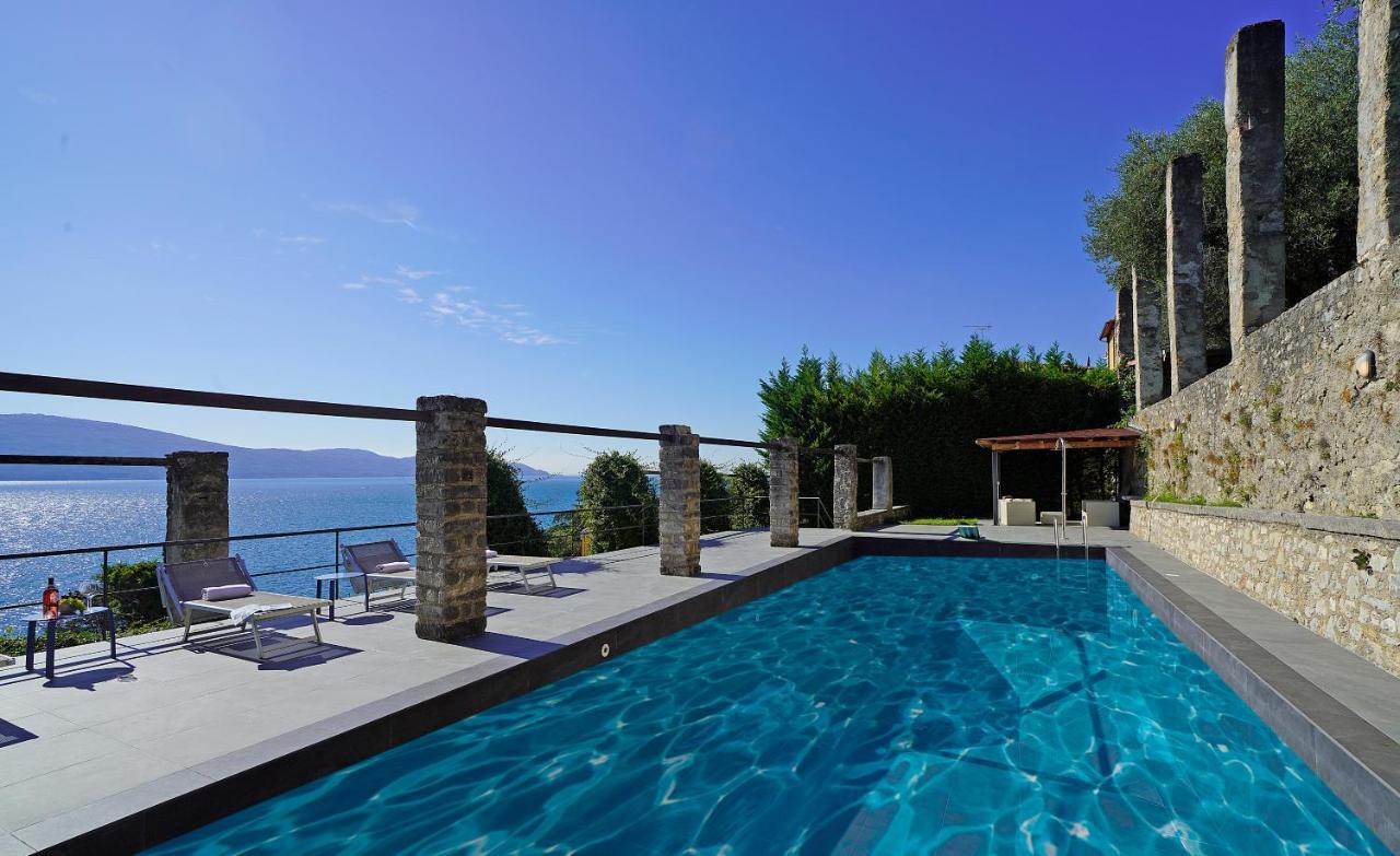 Villa Rachele: Stunning Luxury Villa In Centre Gargnano With Private Pool And Breathtaking Views エクステリア 写真