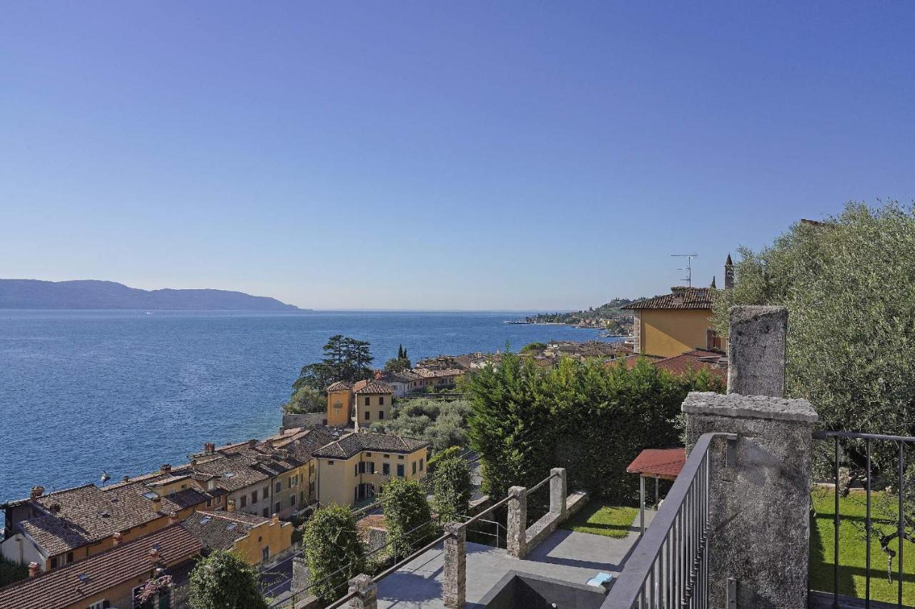 Villa Rachele: Stunning Luxury Villa In Centre Gargnano With Private Pool And Breathtaking Views エクステリア 写真